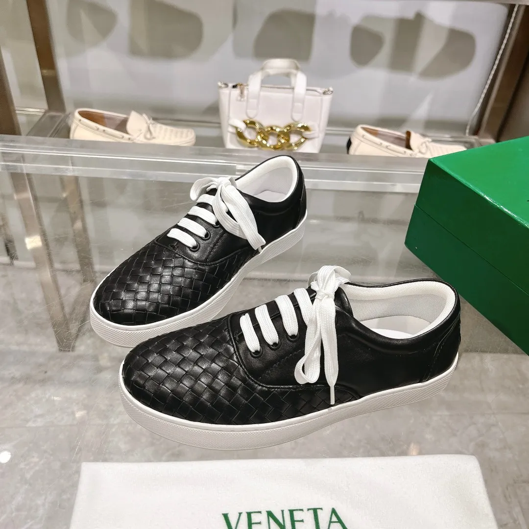 [BV] Top P: 740💰Size for couples: 35-44 (Female 40, Male 38 45, custom-made and non-returnable) Bottega Veneta classic woven strap casual shoes are made of imported high-quality materials, [Rose][Rose]! Purely hand-woven and operated, the original board is reproduced one-to-one! quality assurance!